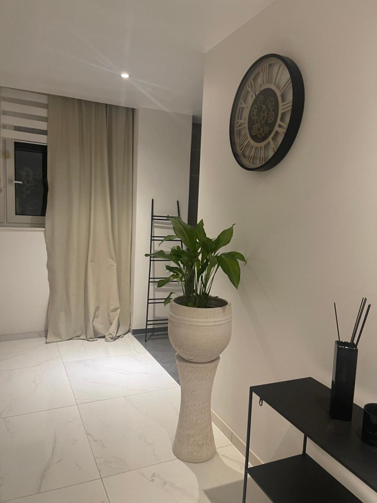 Moderne, Ruhige Ferienwohnung , Ideal Zum Abschalten Hadamar Экстерьер фото